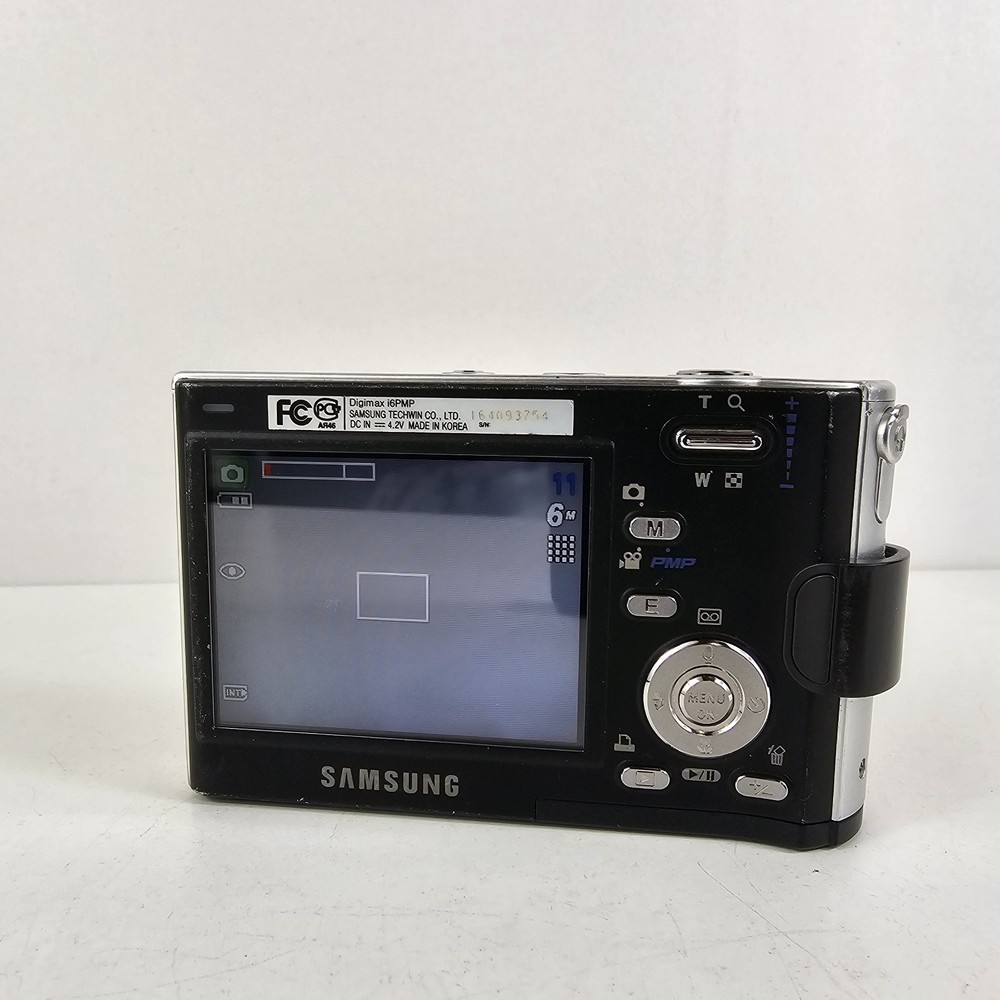 Samsung Digimax I6 6.0MP Digital Camera - Black