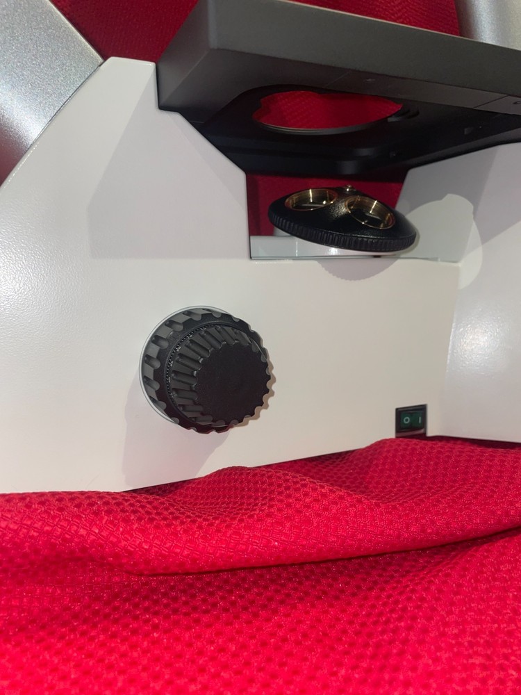 2024 Leica DMi1 Manual Inverted Microscope, Excellent, no Objectives