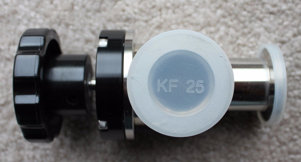 KF25 Manual Right Angle Valve