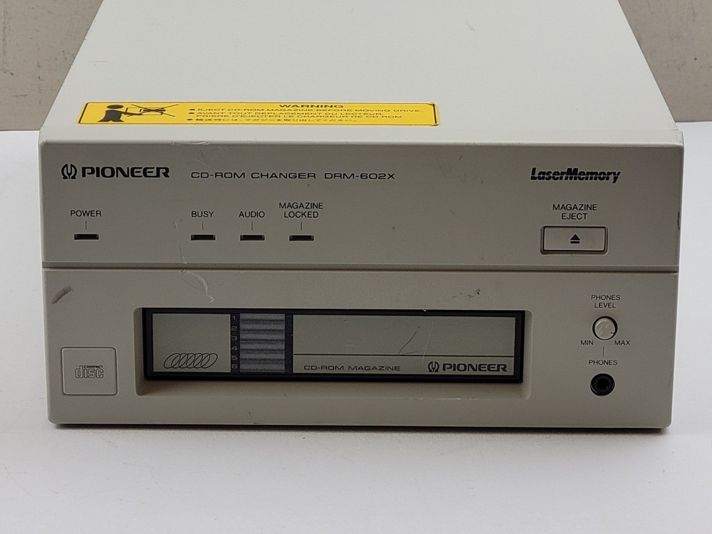Vintage Computing Pioneer DRM-602X External CD-ROM Changer 6-Disc CD Changer