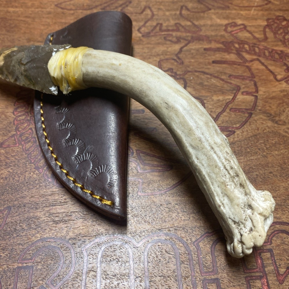 Bushcraft Stone/Flint Fixed Blade knapping Arrowhead Knife