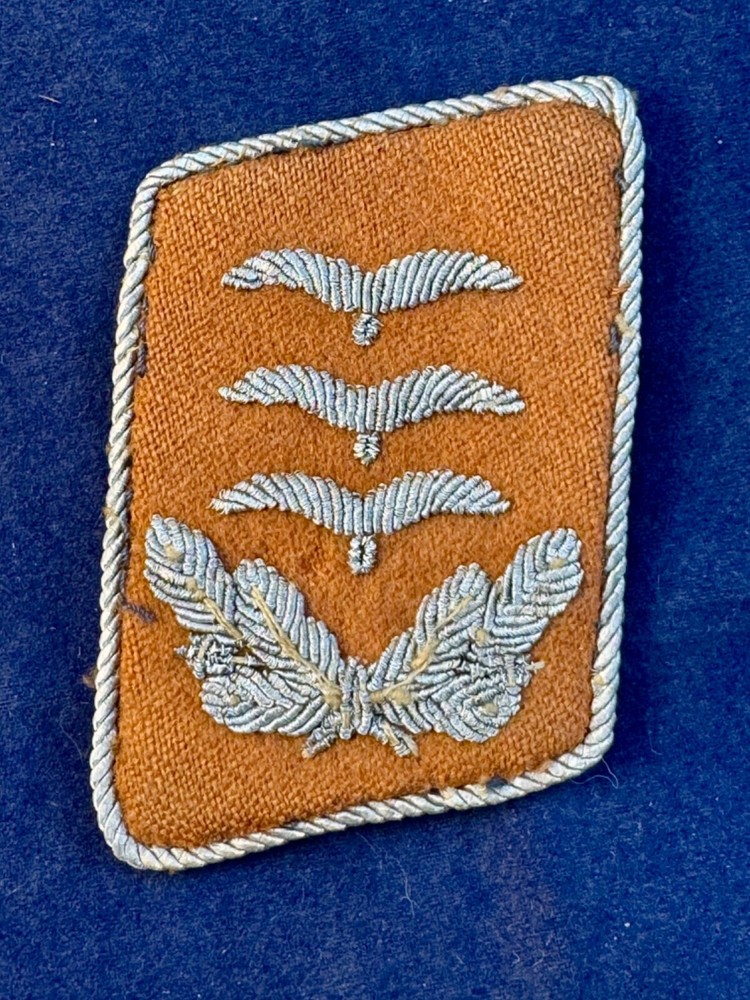 Original WWII German Luftwaffe Signals Officer Collar Tab