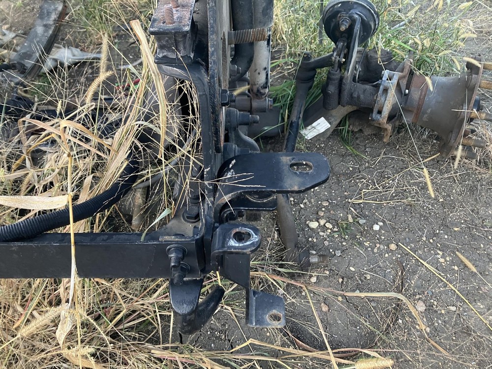 Sterling ACTERRA Left/Driver Bumper Bracket - Used
