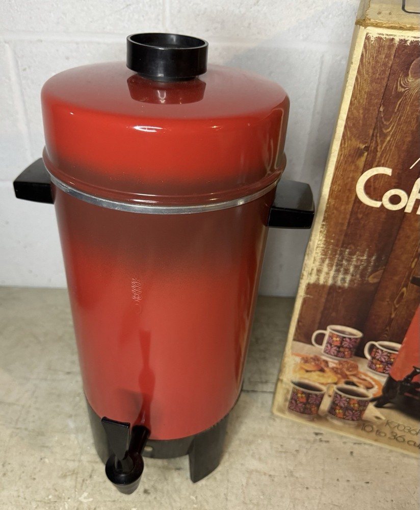 Vintage REGAL 7036 COFFEE MAKER Automatic PERCOLATOR Pot 36 cup Flame Red Box