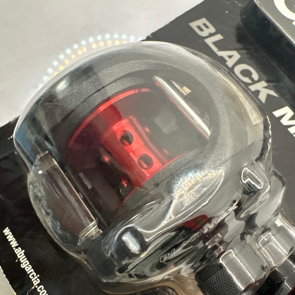 Abu Garcia Black Max baitcasting reel