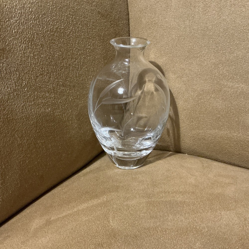 Lenox 5” Posey Innocence Collection Bud Vase