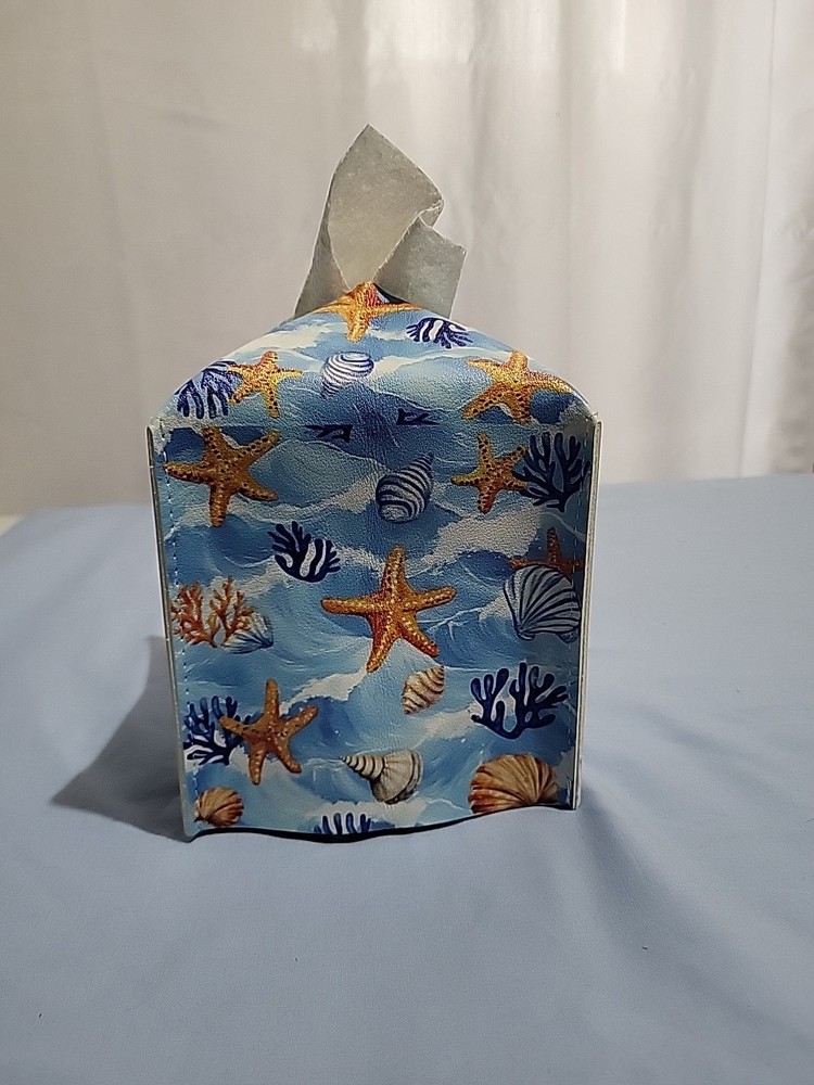 Delorigin Seashells and Starfish Square Tissue Box Cover - NEW