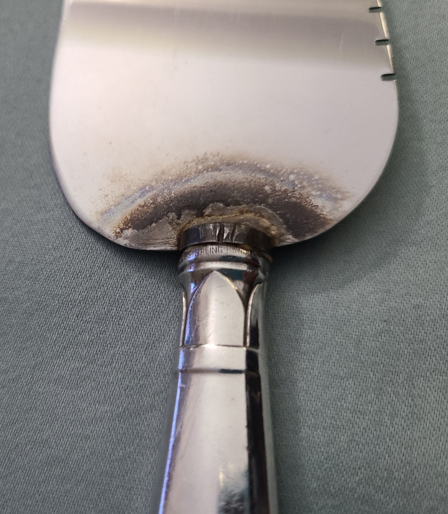 Vintage Web Silver Co sterling silver handle cake / pie server, stainless blade