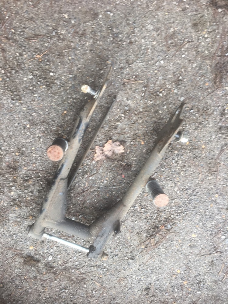Kawasaki G7 Swing Arm