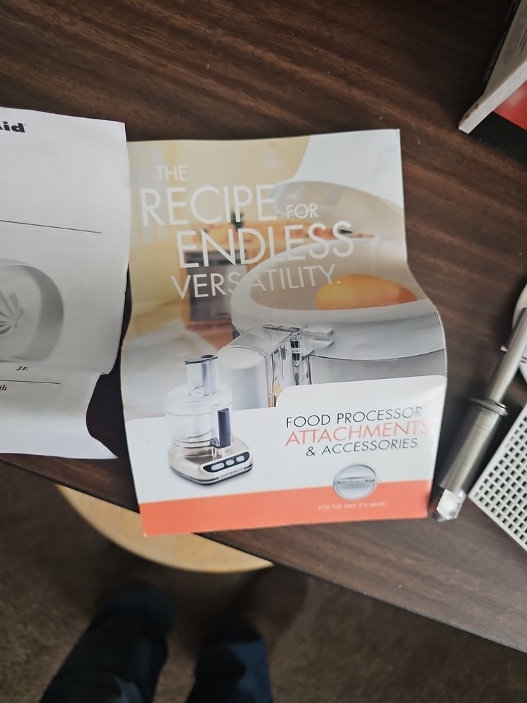 KitchenAid JE Citrus Juicer Stand Mixer Attachment White Plastic Complete