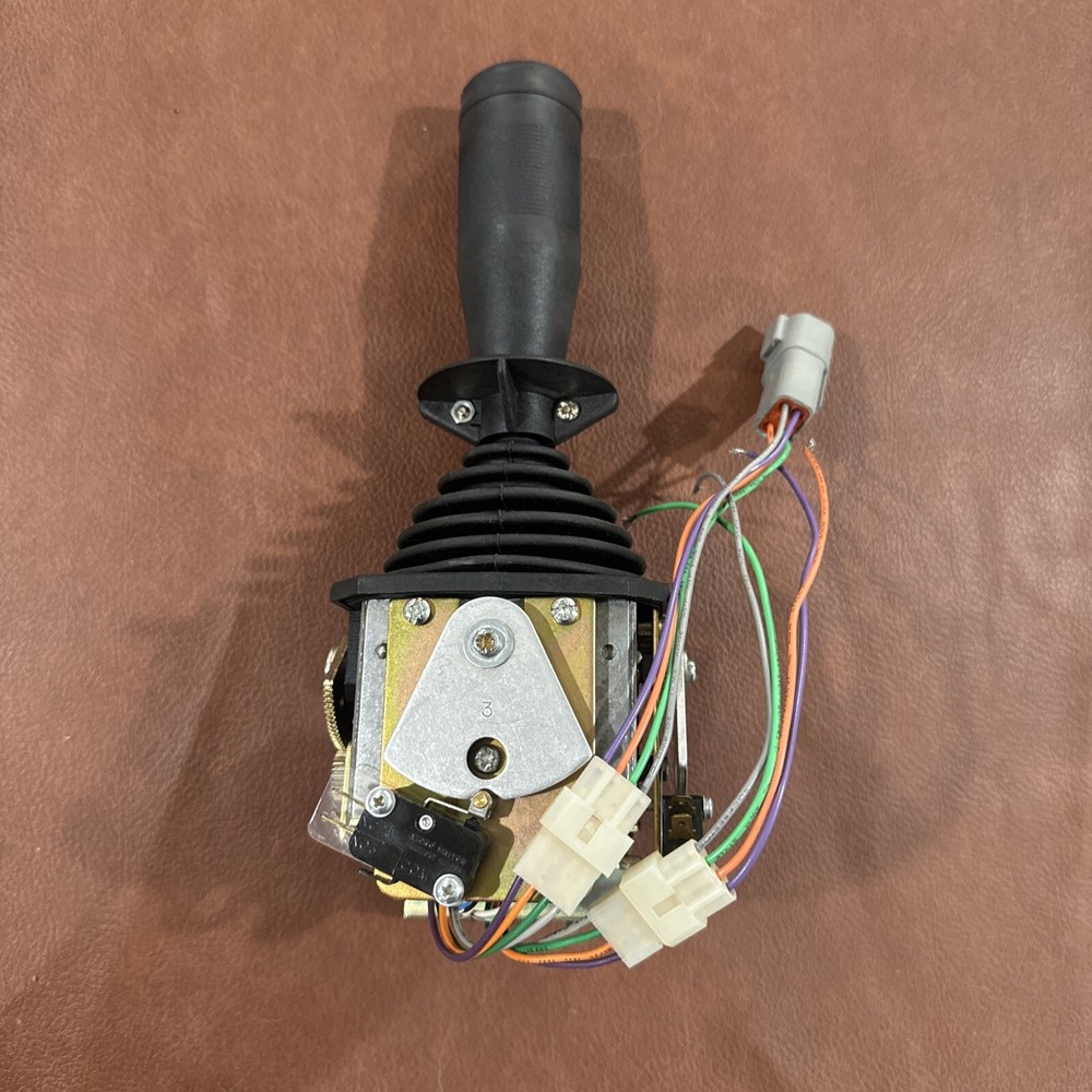 JS6 Multi Axis Controller Joystick OEM JS6M11897 QS# 31487 001 #B28