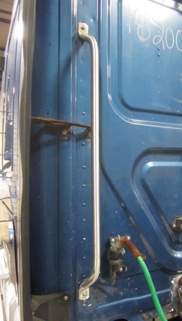 For 2011 FREIGHTLINER CASCADIA 125 CAB HANDLE Left ,  MD