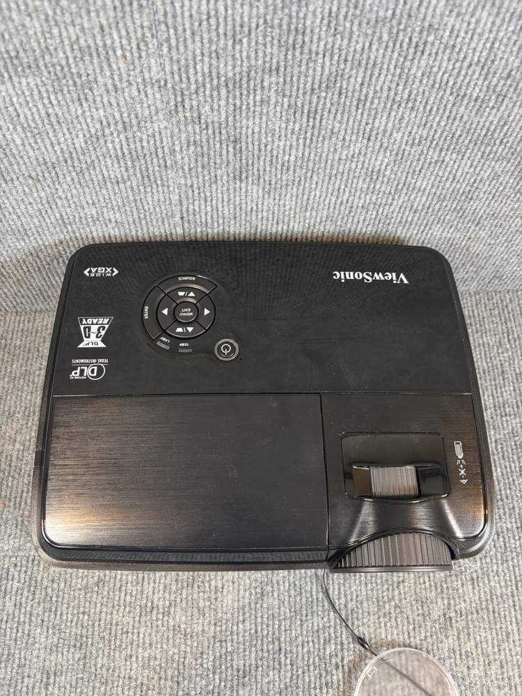 ViewSonic PJD6531w DLP Projector Untested As Is