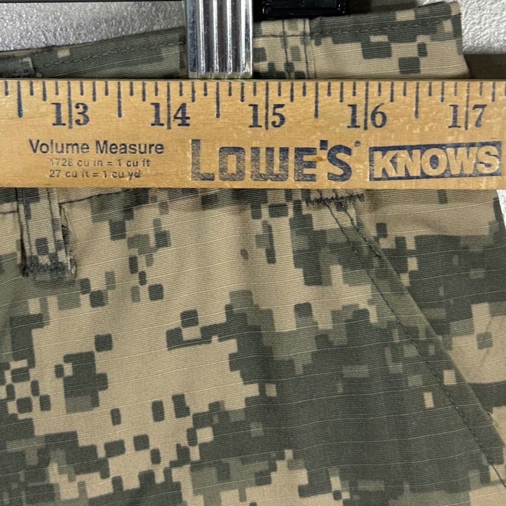 Army Combat Uniform ACU Digital Camo Cargo Pants Mens Medium Regular