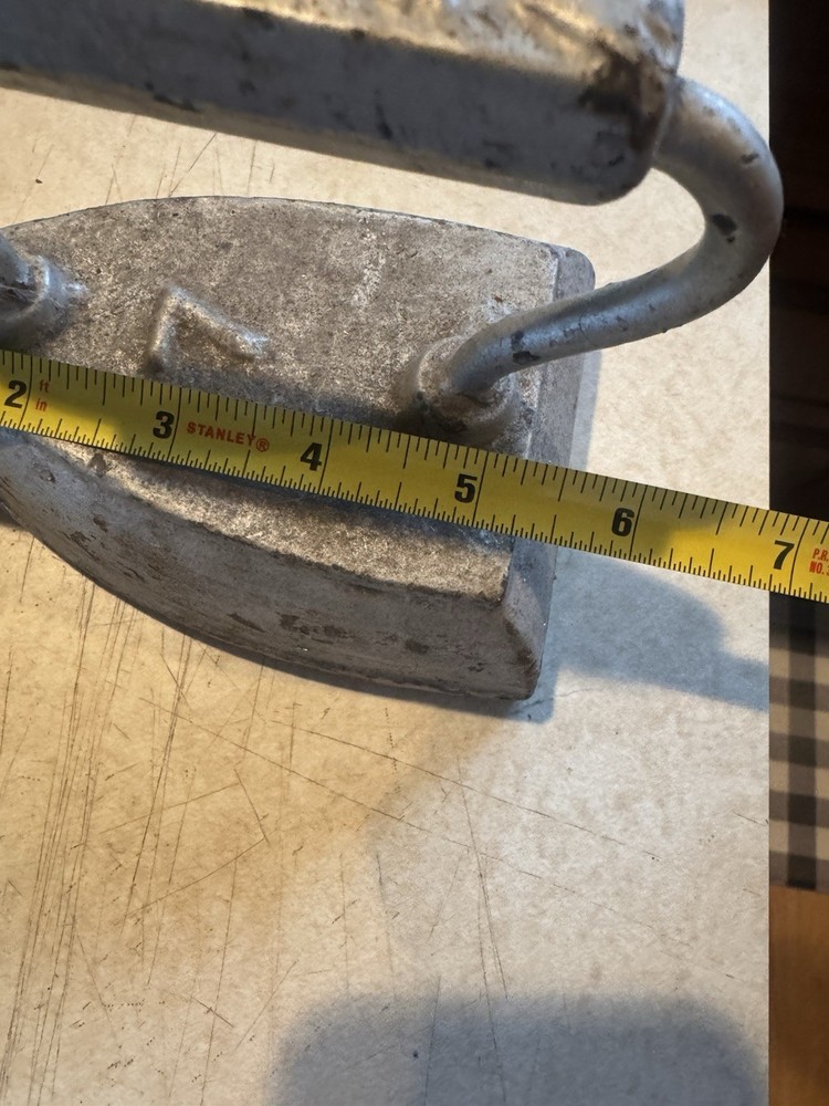 VTG Wapak #7 Cast Iron Press With Handle