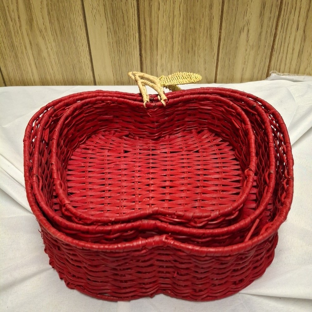 Set of 3 red apple shaped nesting woven baskets Small Medium Large