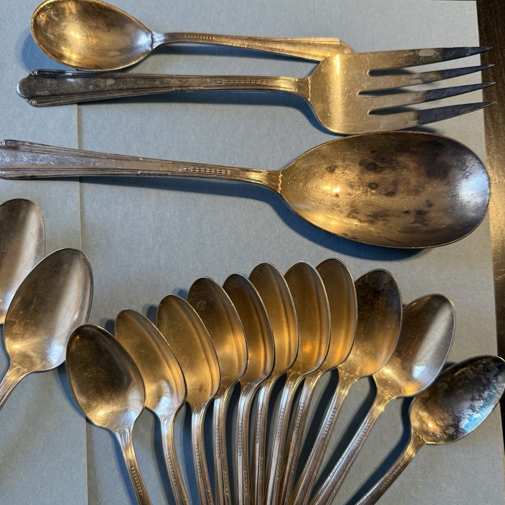 Holmes & Edwards INLAID IS InternationalSilver 1929 Charm Flatware- 44 Pc.
