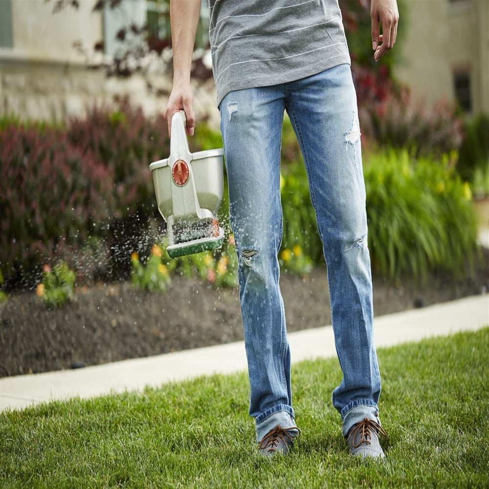 HANDHELD SEED SPREADER Battery Powered for Grass Seed Fertilizer Salt Ice Melt