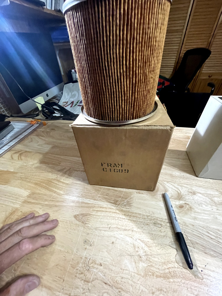 Fram C1689      "READ THE LISTING  PLEASE"  NH