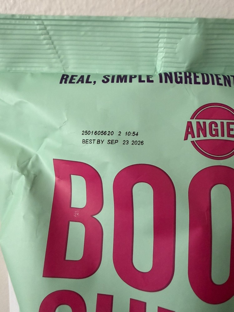 Angie's BOOM CHICKA POP Lightly Sweet & Kettle Corn