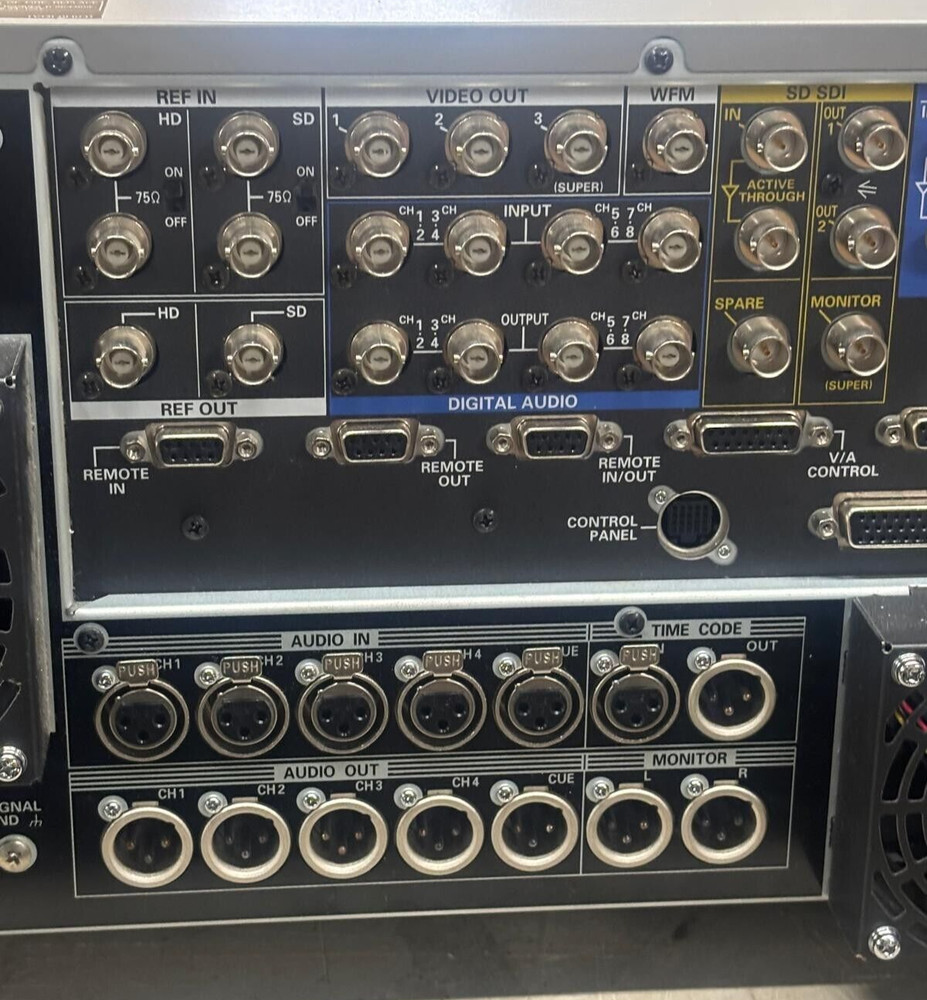 Panasonic AJ-HD3700B Digital HD Video Recorder