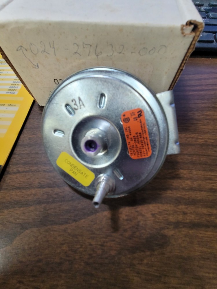S1-02426038000 .40 Pressure Switch from Source1