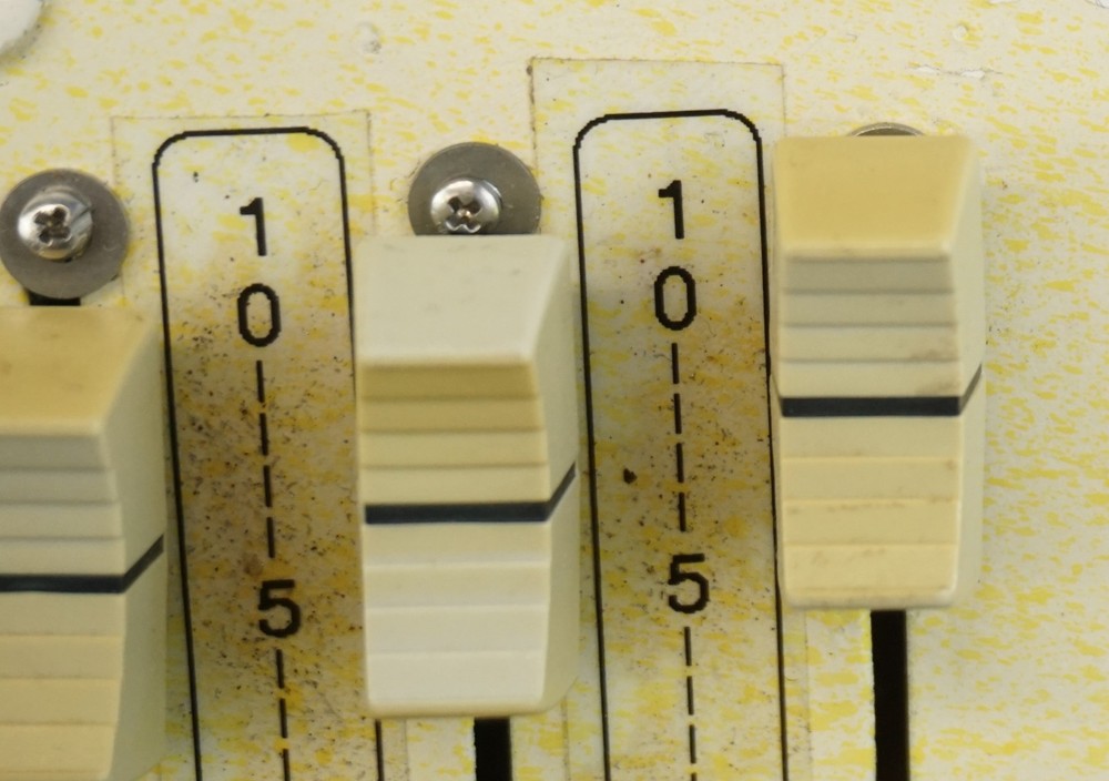 exFade Roland TR-505 Circuit Bent / Modified Drum Machine