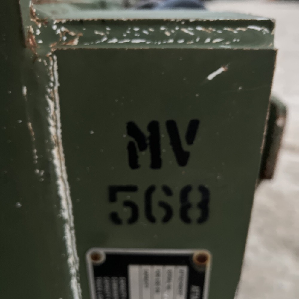 Oshkosh MMV3 forks hydraulic shift 48 inch forks