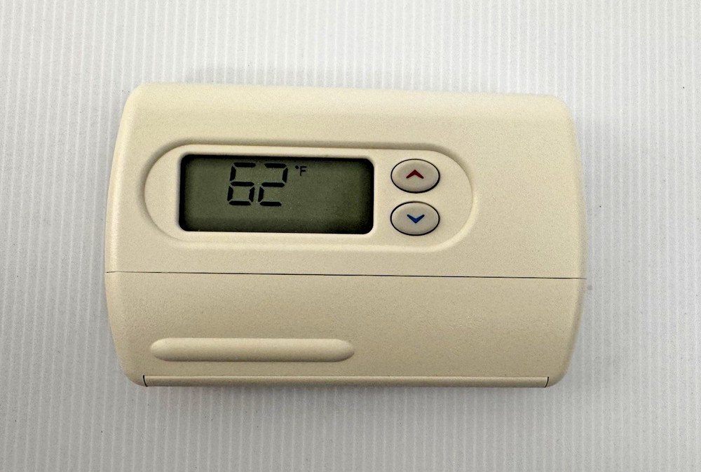 White Rogers Non-Programmable Thermostat 1F86-336 - Nice!