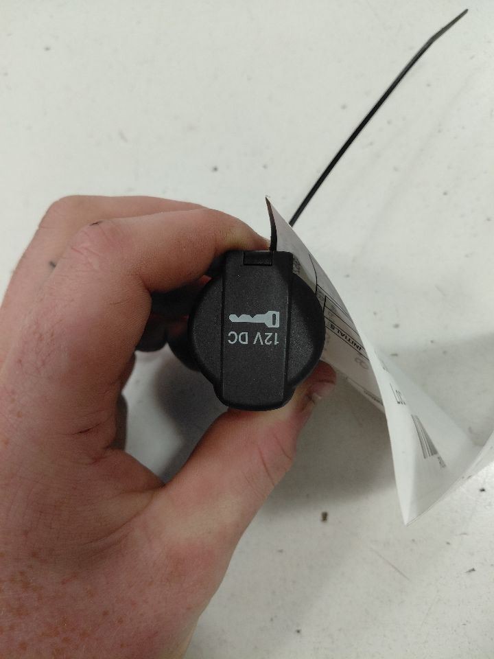 Fiat 500 12V Power Port Socket  2016 2017 2018
