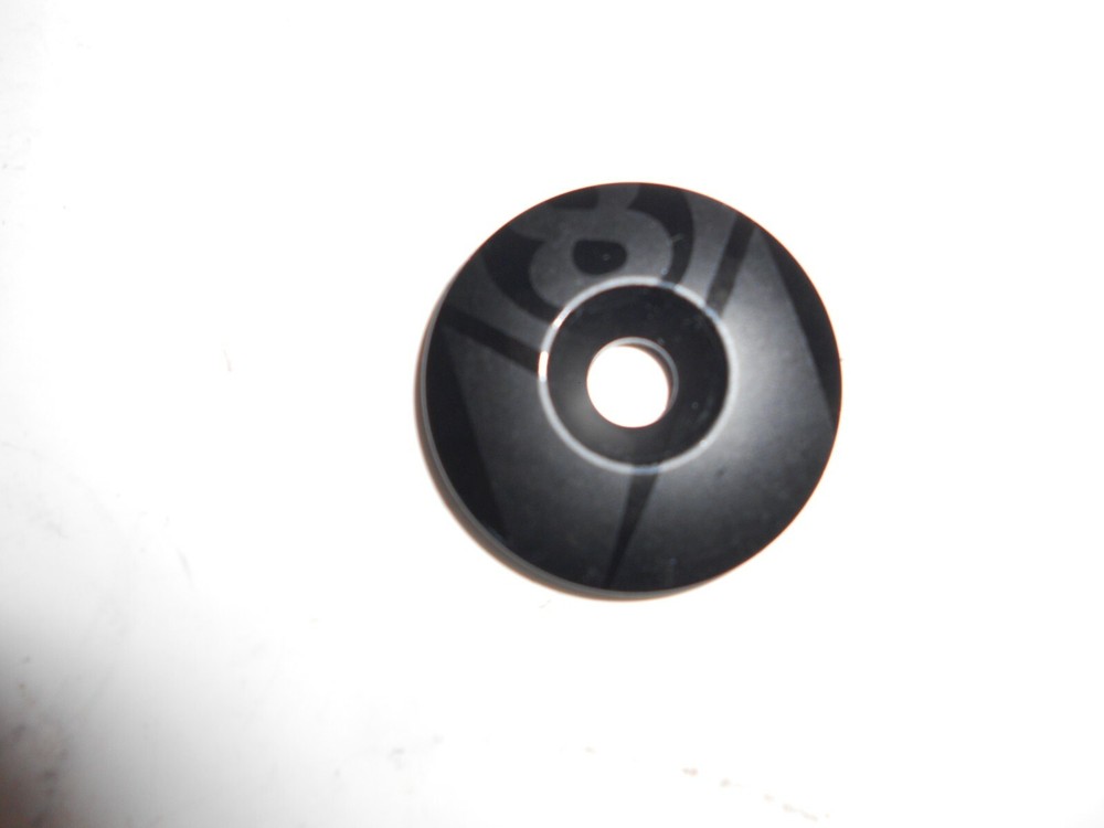 Origin8 black alloy top cap 1 1/8" 4ga