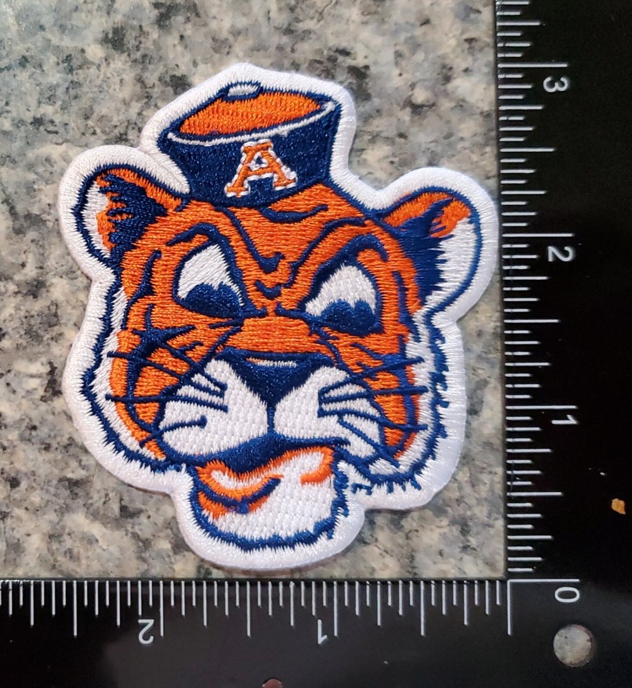 Auburn Tigers Vintage Style Patch. Iron On.