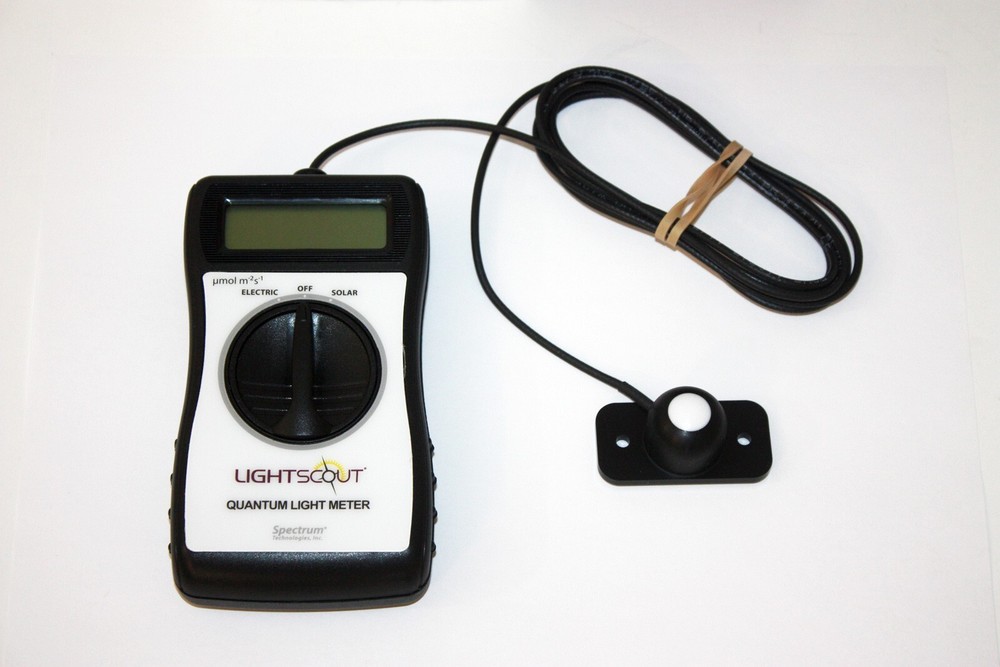 Spectrum Technologies 3415FXSE LightScout Solar/Electric Quantum Meter, Ext Sen