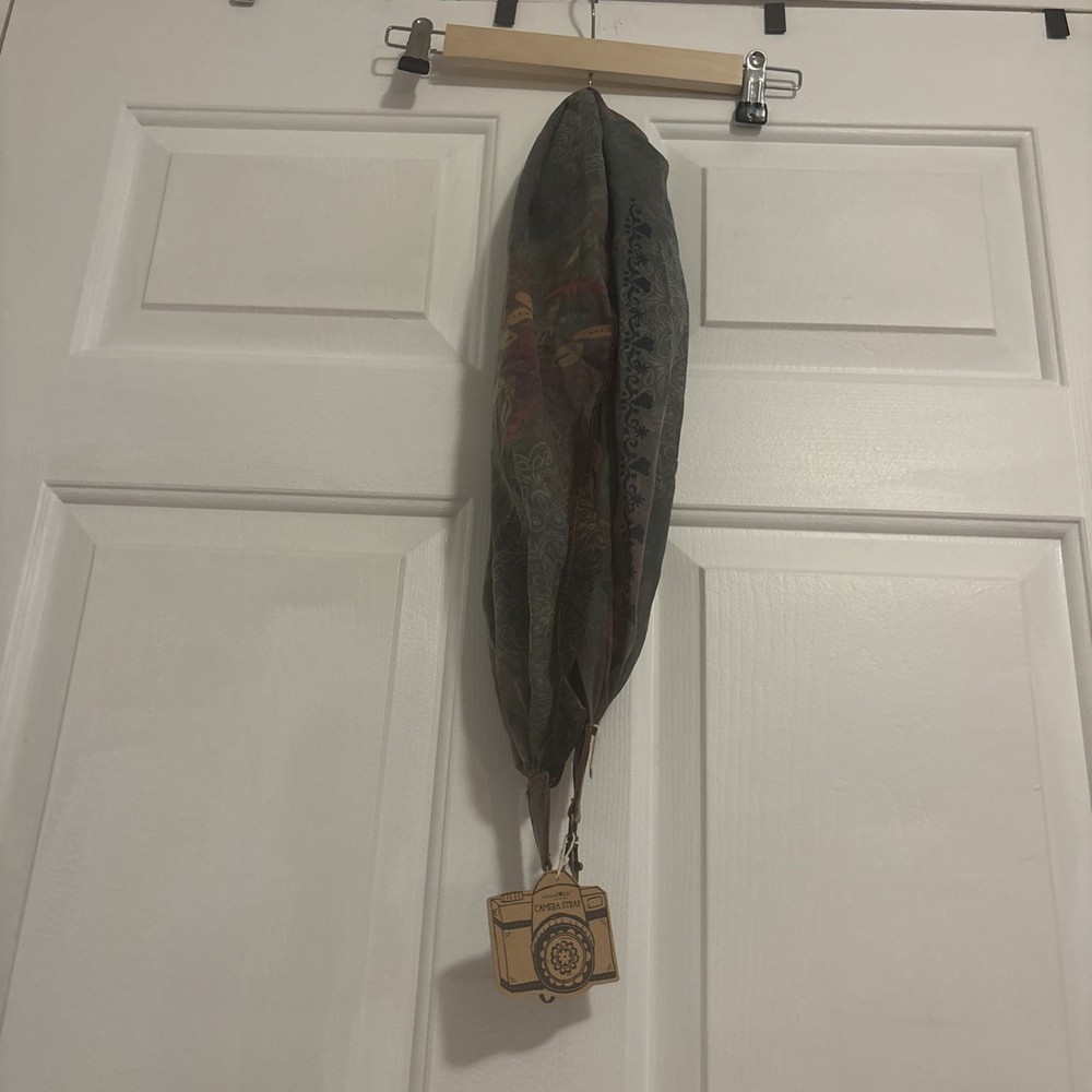 Natural Life Camera Strap