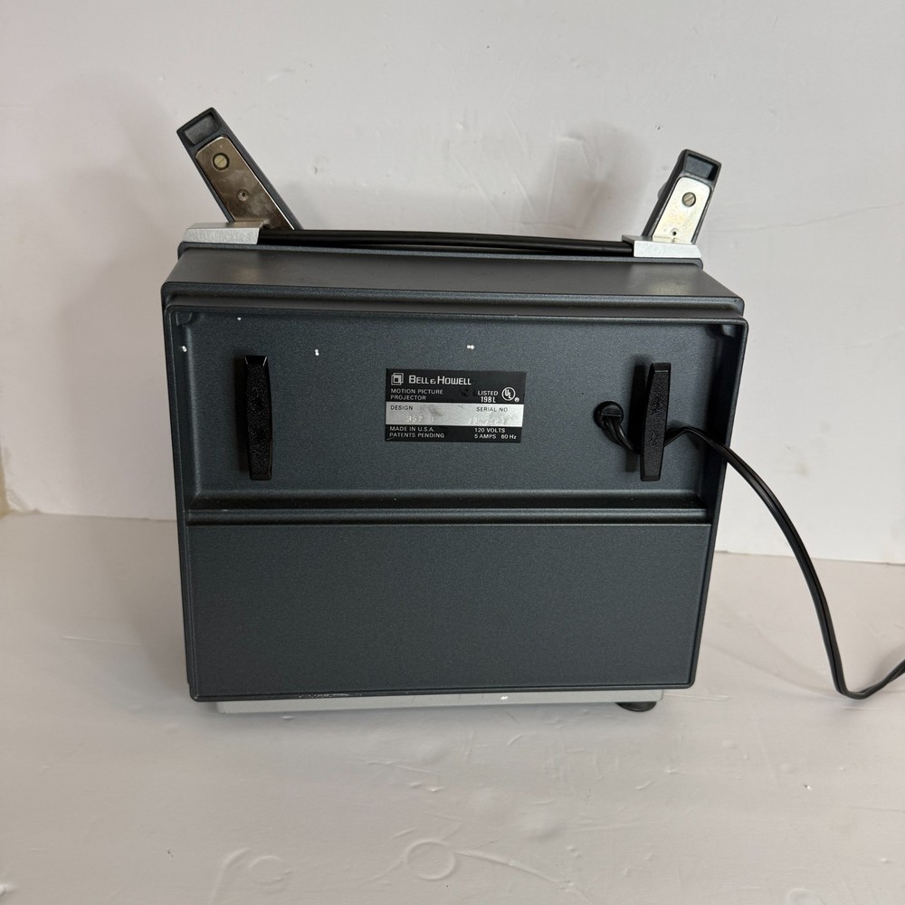 BELL & HOWELL 357B SUPER 8MM AUTOLOAD PROJECTOR 357 Motor Works