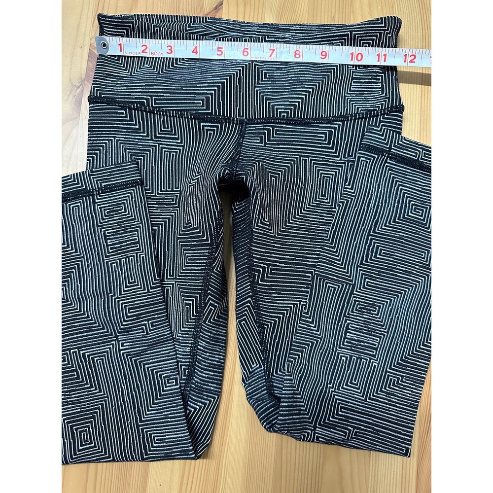 Lululemon Womens Leggings Size 2