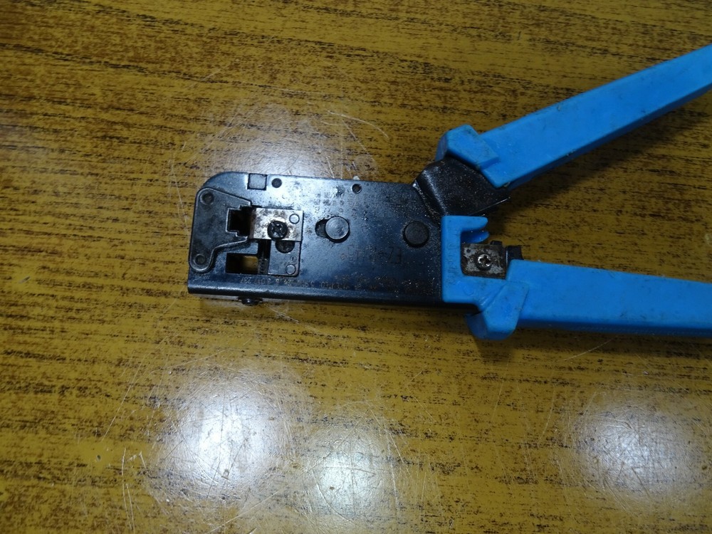 Sullstar Tech. EZ-rj45 Crimp Tool