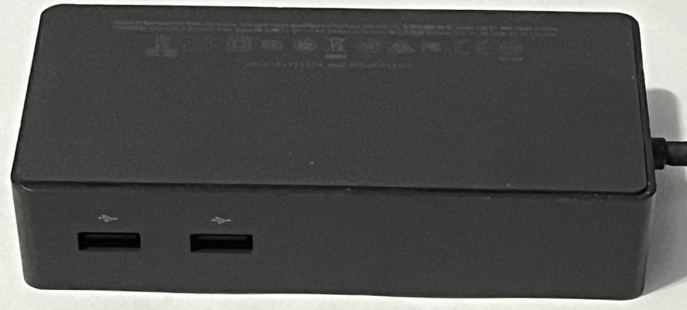 Microsoft 1661 Docking Station - Black