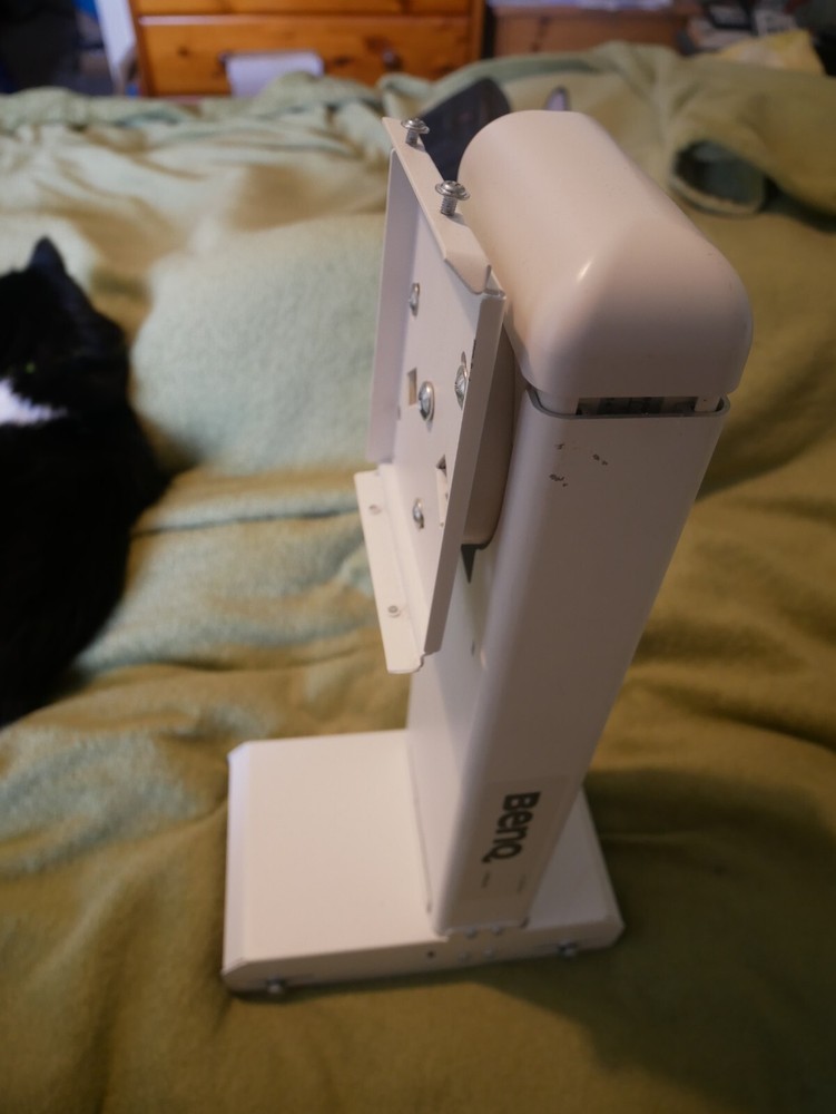 BenQ WM04G4 original projector wall mount, white