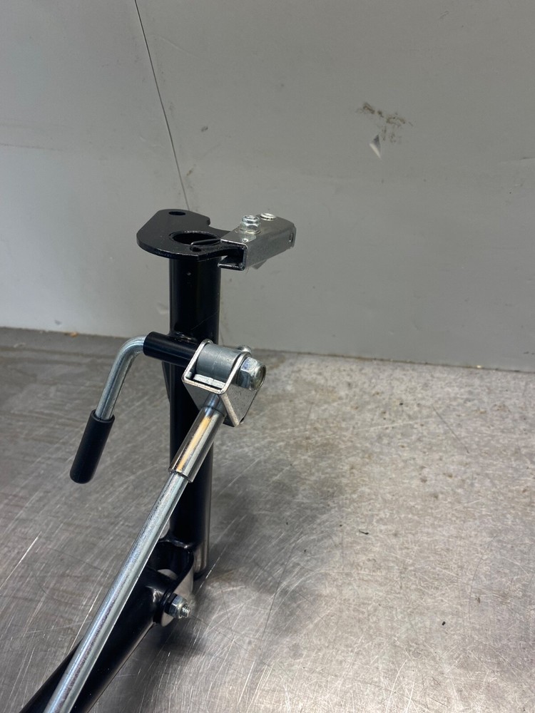 Universal Wheelchair Articulating Elevating Rightside Legrest (E1/#8)
