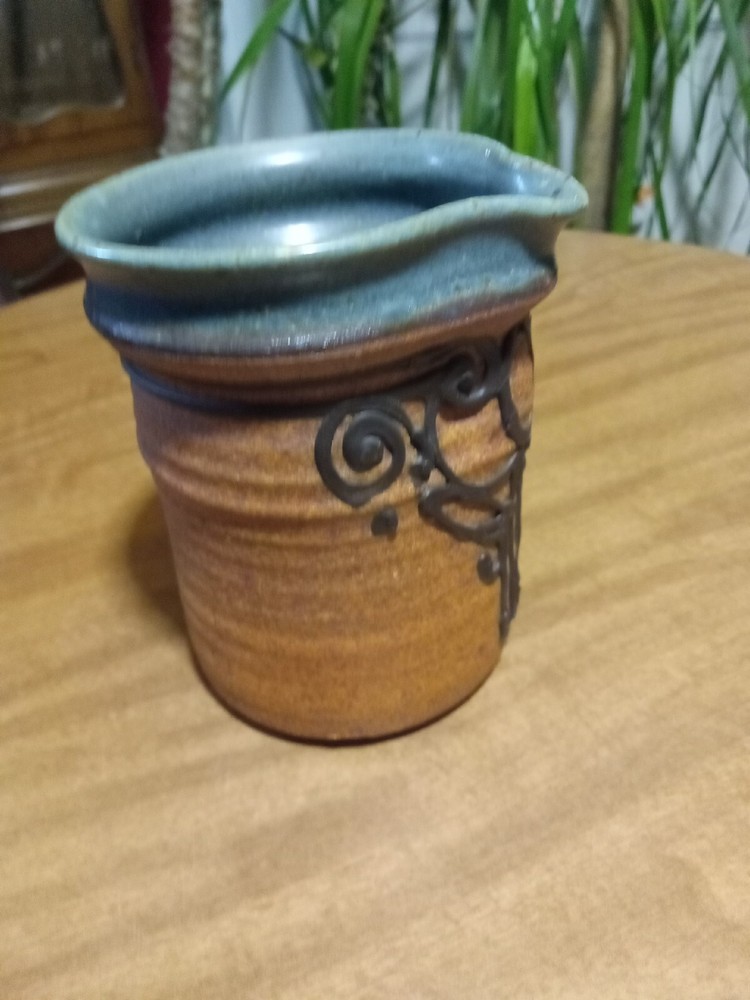 Unique Hand Thrown Studio Art Stoneware Pottery 4³/⁴" Pitcher Signed