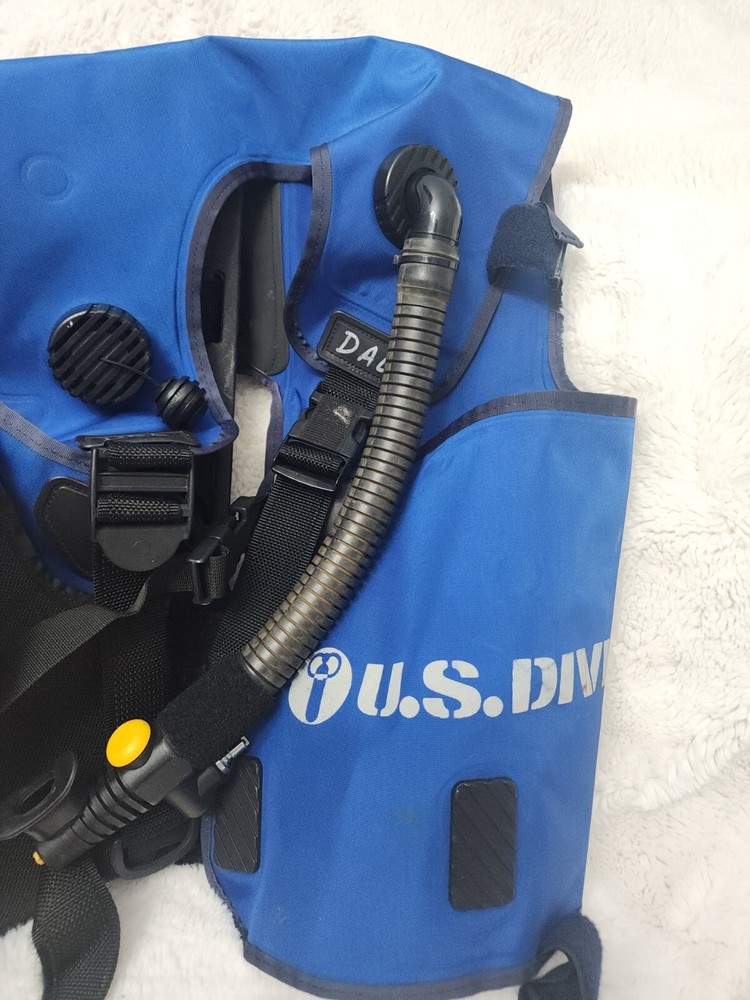 US Divers Blue Dive Vest size Large