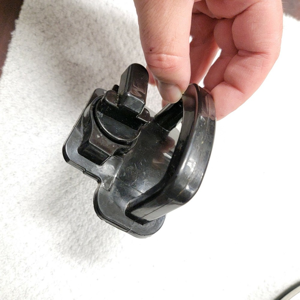 ORIGINAL - LOCKING LATCH SIDE HANDLE Crock-Pot Slow Cooker MODEL # SCCPVL400-S
