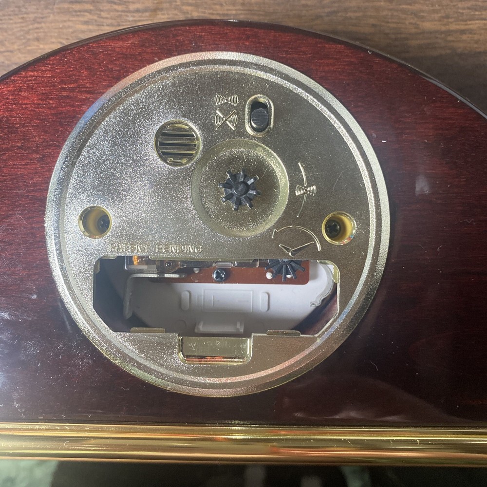 Dayton Hudson Gallery Collection Desk Clock