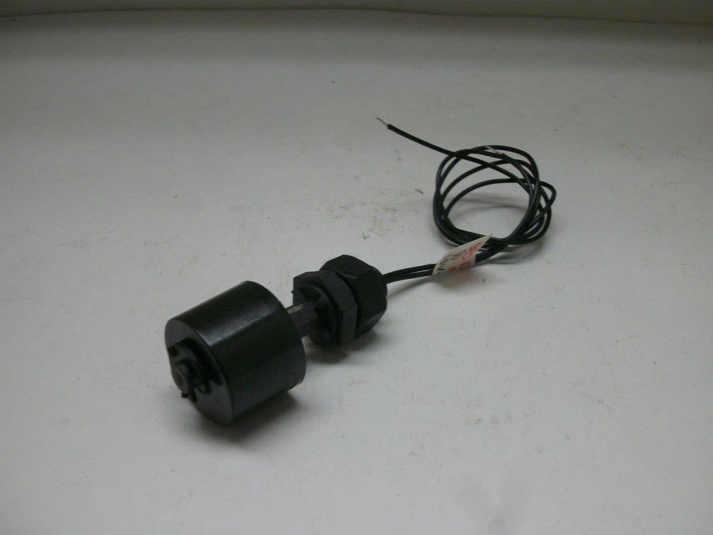 SRC DEVICES LSV-5-01-A LIQUID LEVEL SWITCH BODY MATERIAL PPS PORT STYLE NNB