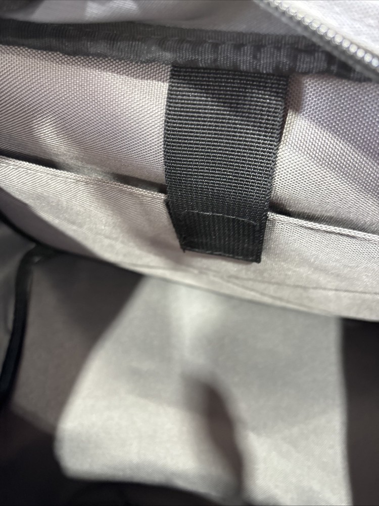 Cabalas 1800 Range Bag, Gray/Black * New W/ Tags*