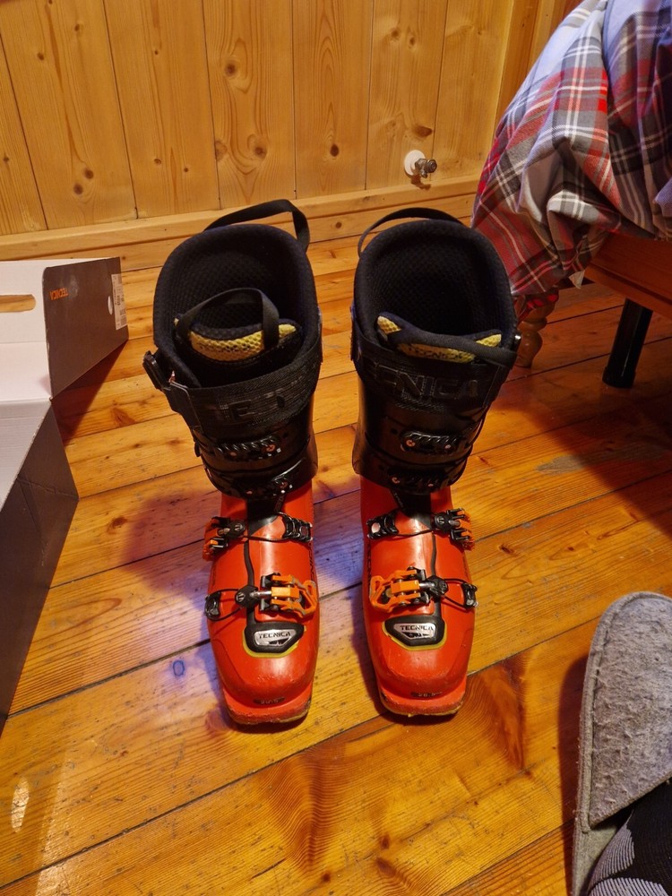 scarponi scialpinismo