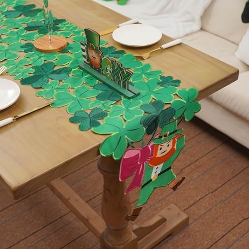 St Patricks Day Table Runner Leprechauns Shamrocks St. Patrick's Day