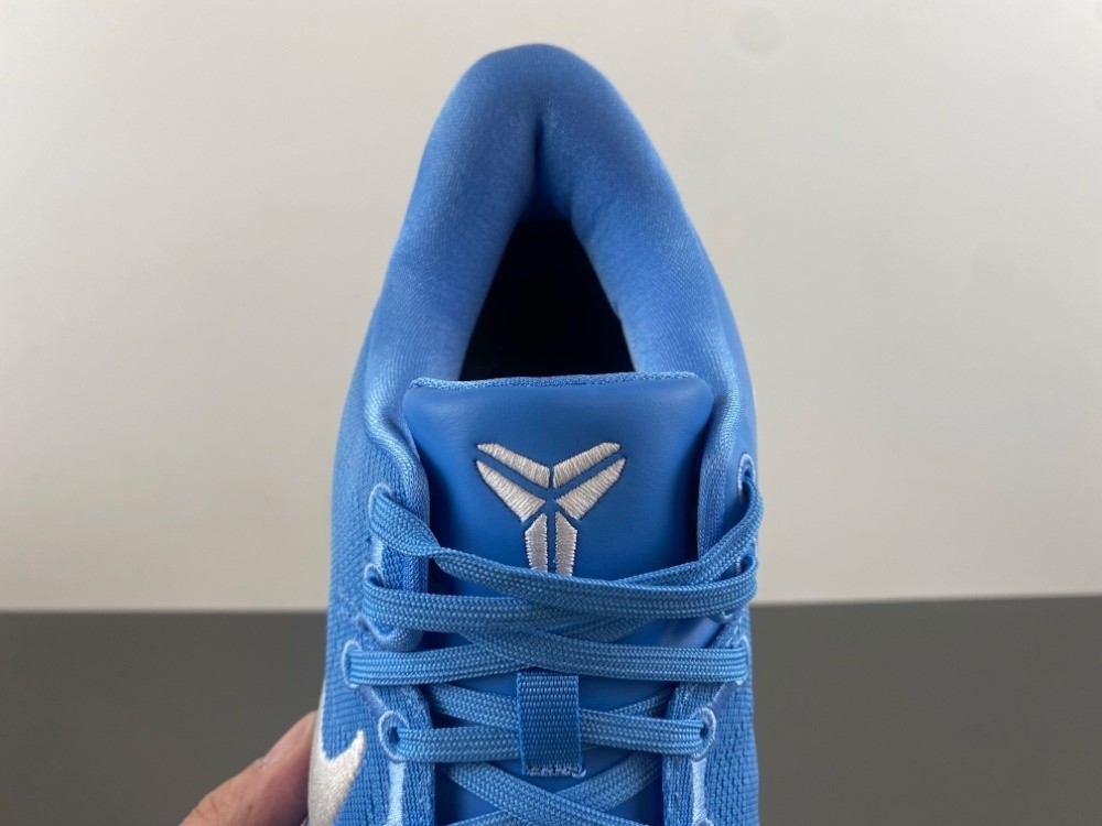 HM6469-401 Kobe 8 Protro University Blue