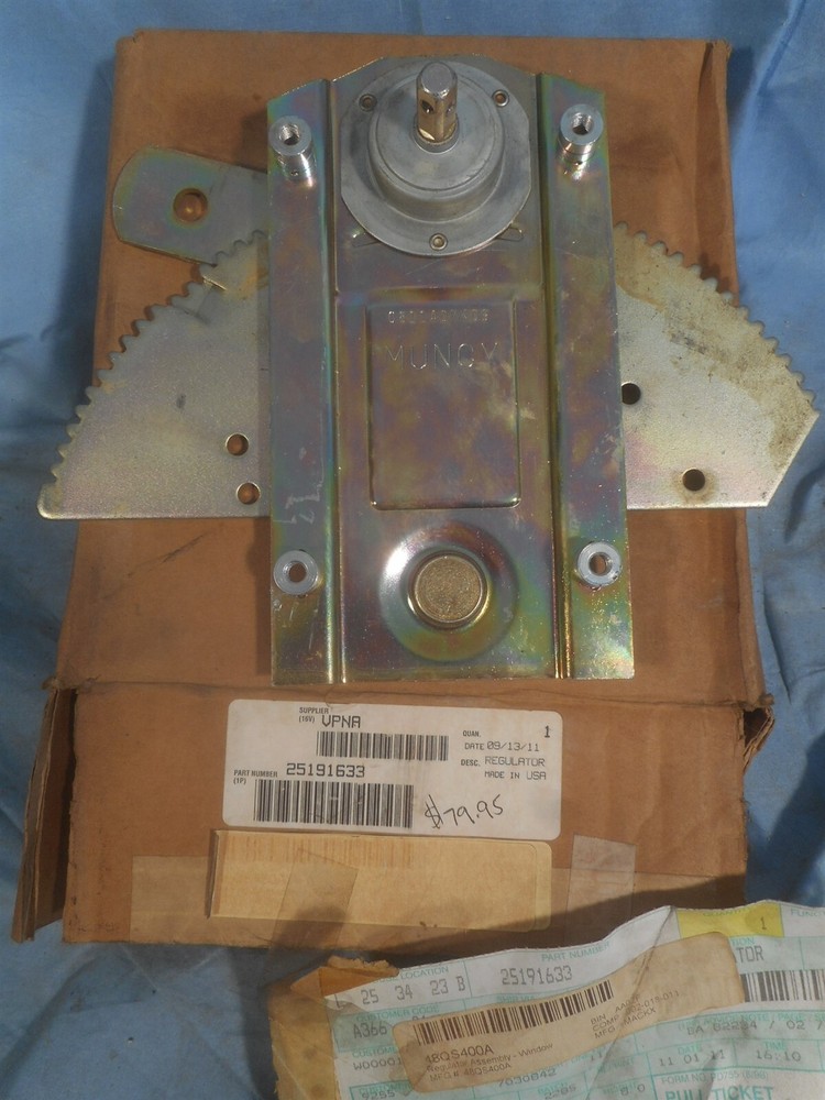 25191633 New OEM Mack Regulator, Front Right 48QS400A NOS